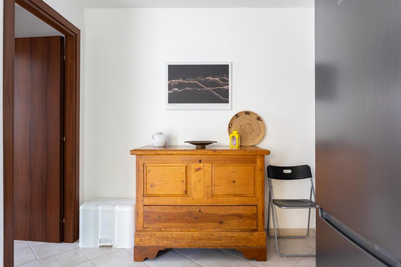 Spacious 3-Bedroom Apartment With Courtyard In Tempio Pausania - Perfect For Families Exterior foto